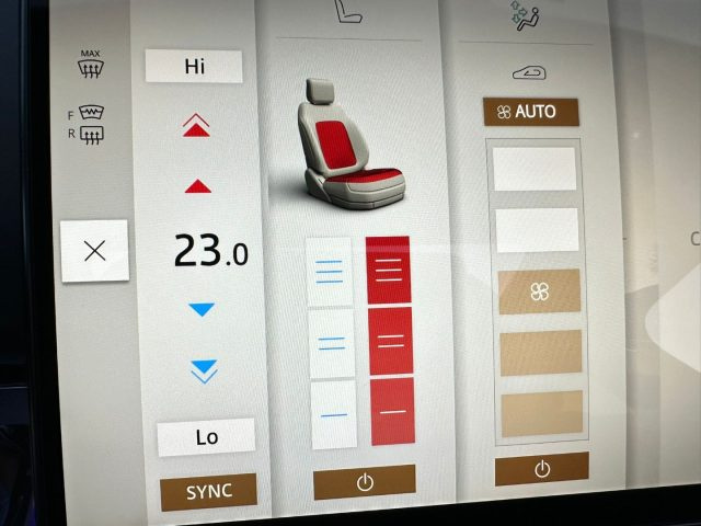 LAND ROVER Range Rover Sport usata, con Sistema di navigazione