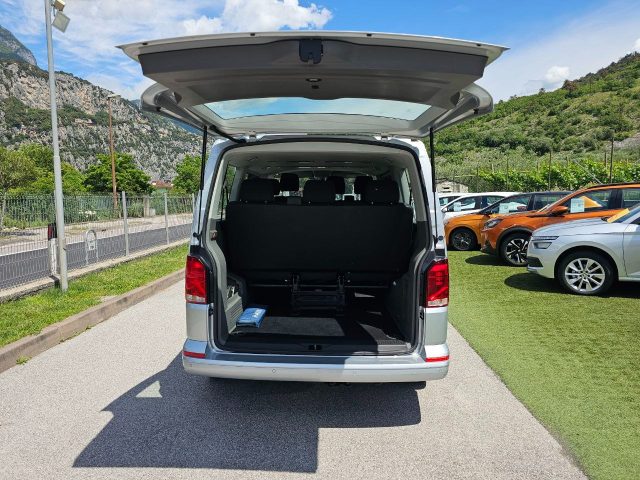 VOLKSWAGEN Caravelle usata, con Bluetooth