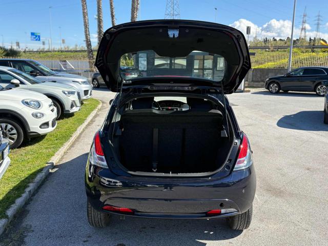 LANCIA Ypsilon usata, con Controllo trazione
