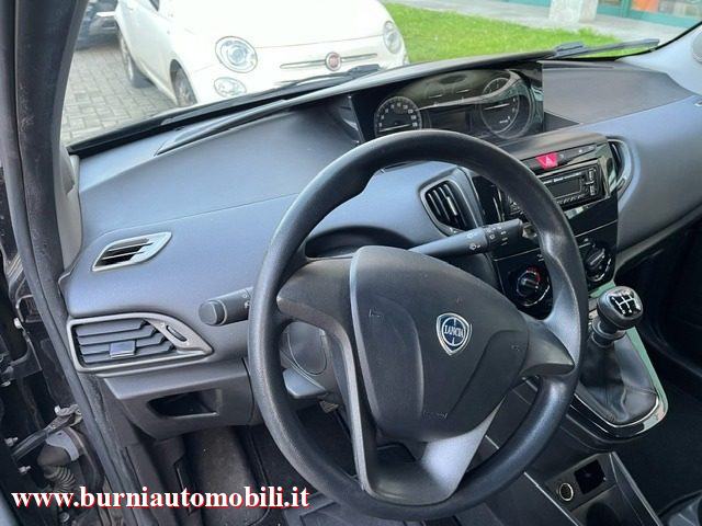 LANCIA Ypsilon usata, con Controllo trazione