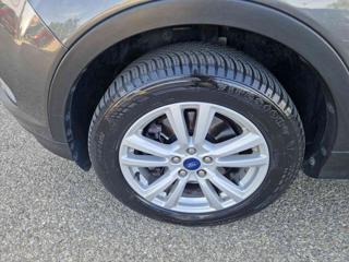FORD Kuga usata, con USB