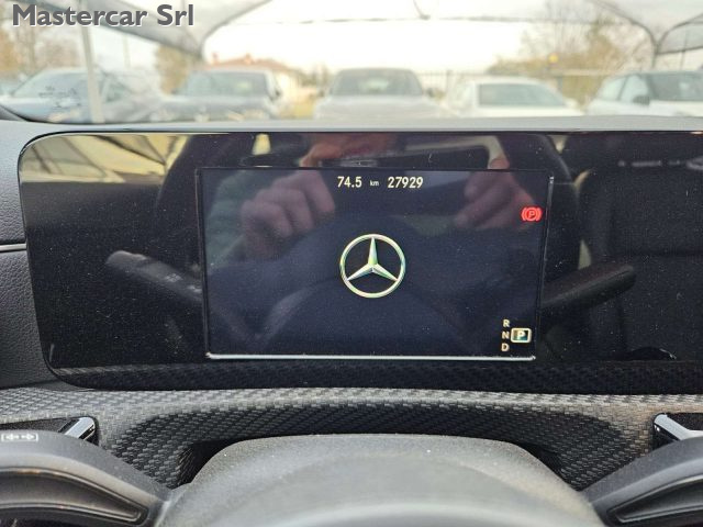MERCEDES-BENZ CLA 200 usata, con Volante multifunzione