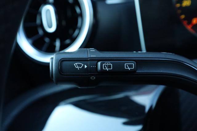 MERCEDES-BENZ A 180 usata, con Specchietti laterali elettrici