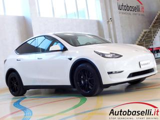 TESLA Model Y usata, con Fari LED