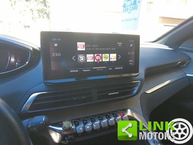 PEUGEOT 5008 usata, con Sistema di navigazione