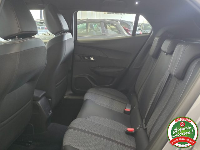 PEUGEOT 2008 usata, con Fari LED