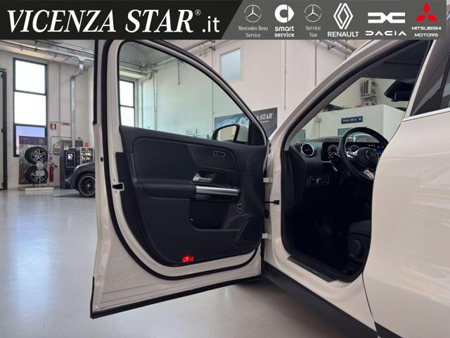 MERCEDES-BENZ GLA 180 usata, con Sistema di navigazione