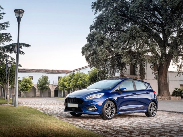 FORD Fiesta usata, con ABS