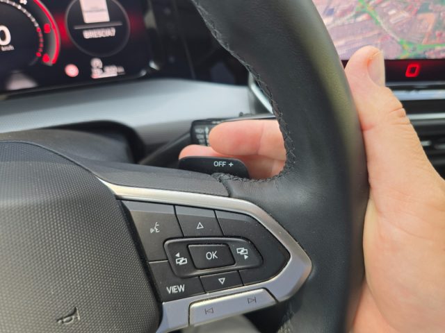 VOLKSWAGEN Golf usata, con Isofix