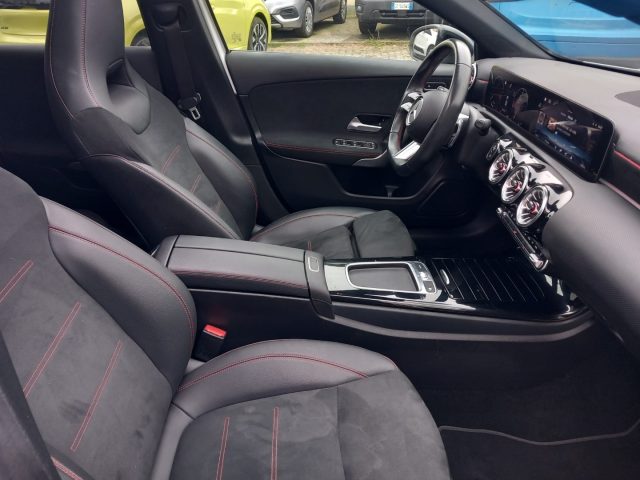 MERCEDES-BENZ A 200 usata, con Specchietti laterali elettrici