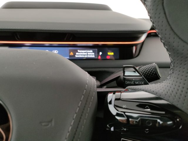LOTUS Emeya usata, con Monitoraggio pressione pneumatici