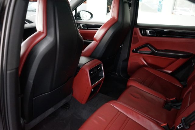 PORSCHE Cayenne usata, con Sistema di chiamata d