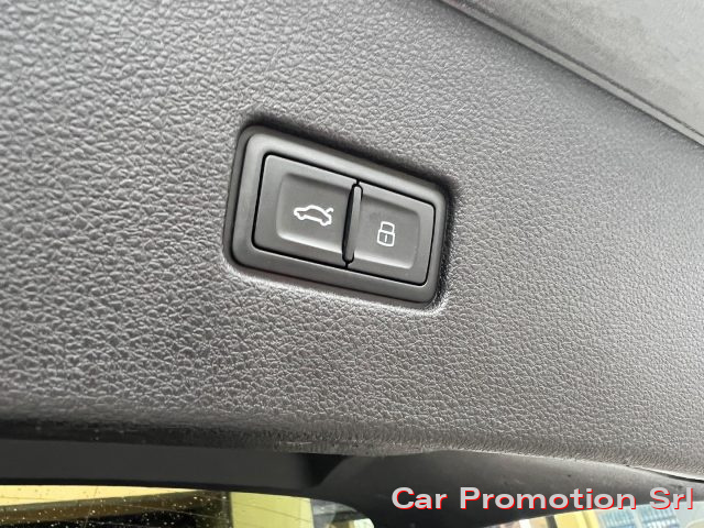 AUDI Q8 usata, con Regolazione elettrica sedili