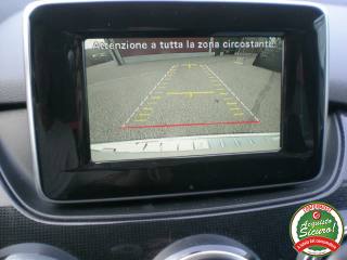 MERCEDES-BENZ B 180 usata, con Airbag testa
