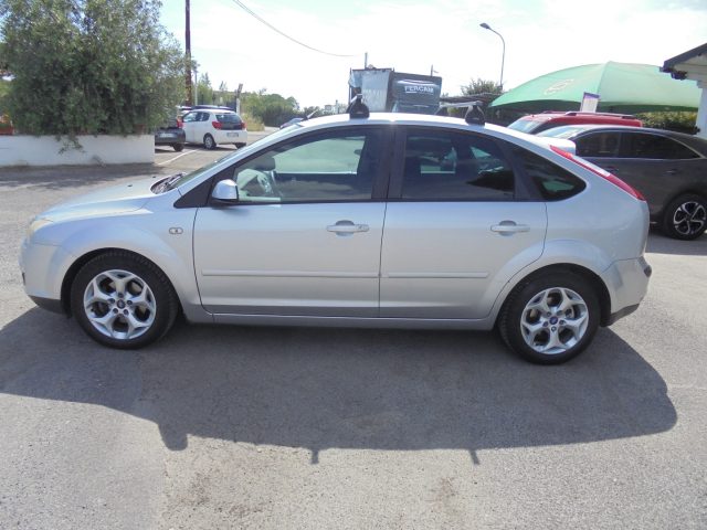 FORD Focus usata, con Chiusura centralizzata