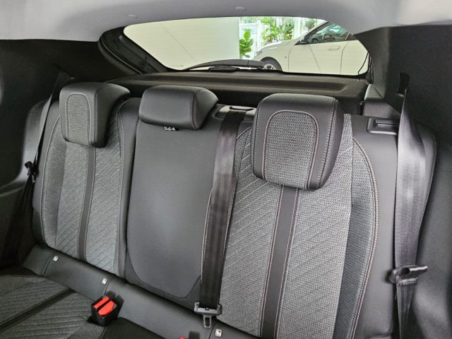 PEUGEOT 208 usata, con MP3
