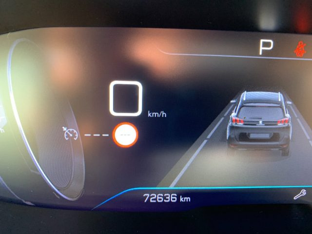 PEUGEOT 5008 usata, con Sistema di navigazione