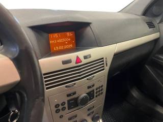 OPEL Astra usata, con Controllo trazione