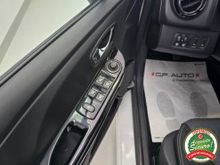 RENAULT Clio usata, con Luci diurne LED