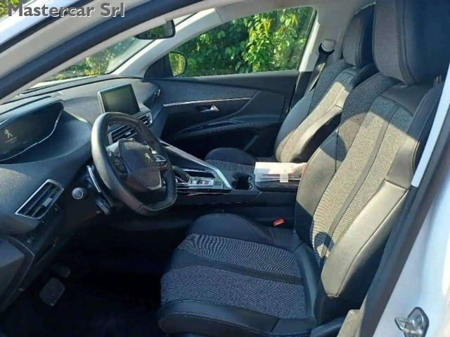 PEUGEOT 5008 usata, con Antifurto