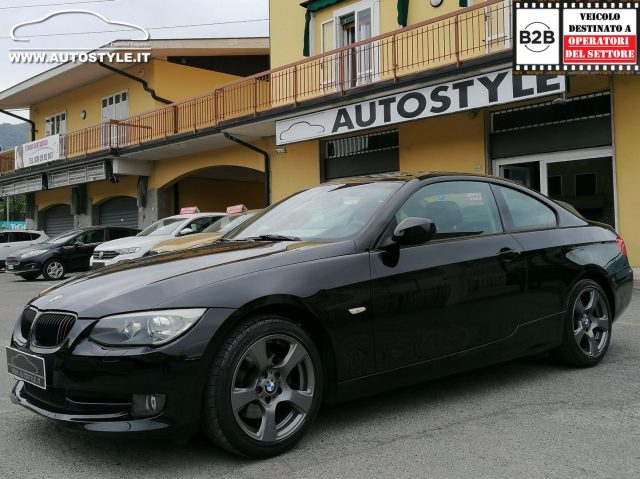 BMW 320 usata, con Sedile posteriore sdoppiato