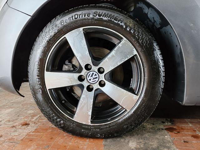 VOLKSWAGEN New Beetle usata, con Cerchi in lega