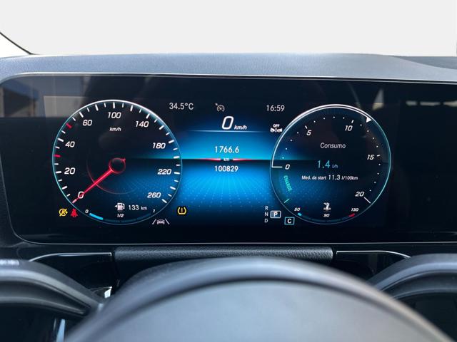 MERCEDES-BENZ GLA 200 usata, con Chiusura centralizzata