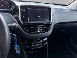 PEUGEOT 2008 usata, con Servosterzo