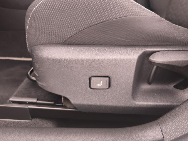 TOYOTA Corolla usata, con Fari LED