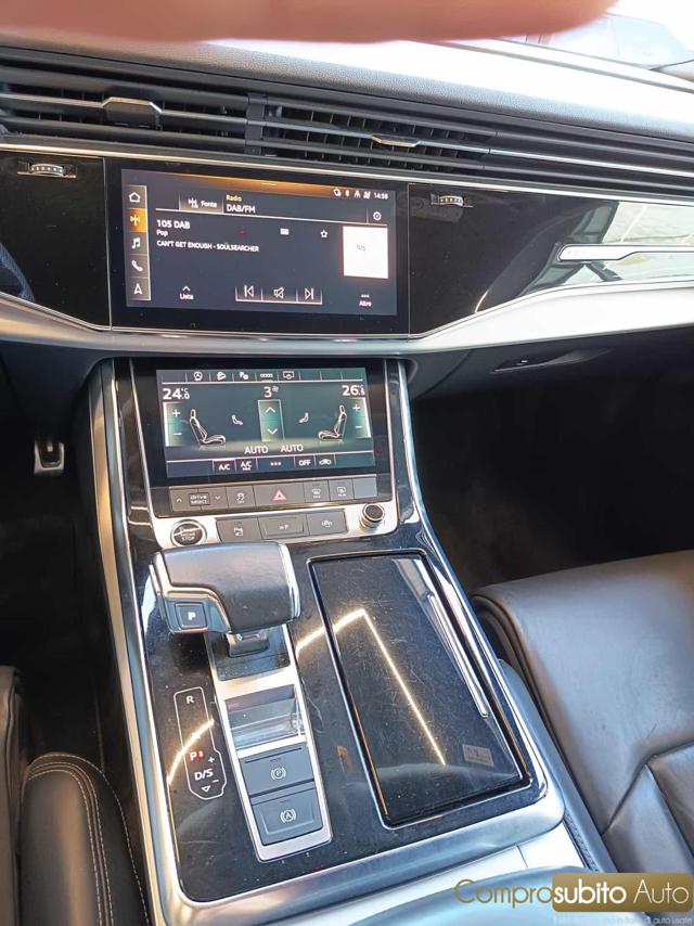 AUDI Q8 usata, con Specchietti laterali elettrici