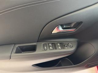 OPEL Corsa usata, con Sedile posteriore sdoppiato