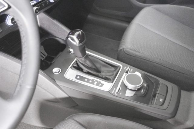 AUDI Q2 usata, con Autoradio