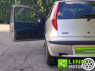 FIAT Punto usata, con Controllo automatico clima