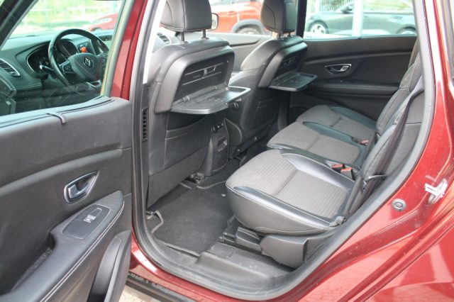 RENAULT Grand Scenic usata, con Servosterzo