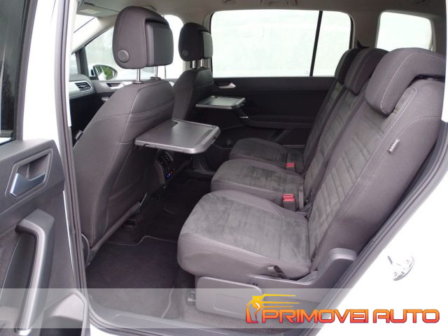 VOLKSWAGEN Touran usata, con Chiusura centralizzata