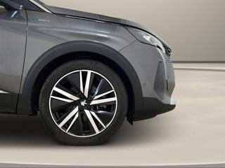 PEUGEOT 3008 usata, con Luci diurne