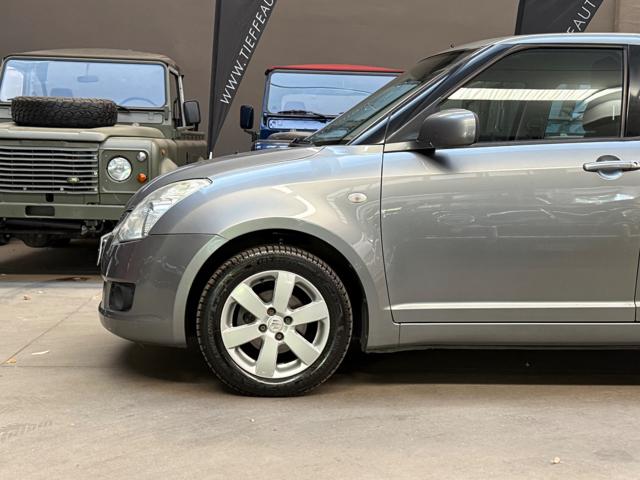 SUZUKI Swift usata, con Chiusura centralizzata