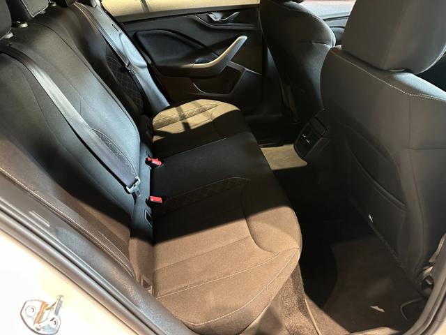 SKODA Kamiq usata, con Specchietti laterali elettrici