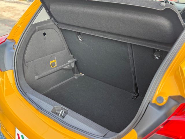 OPEL Corsa usata, con Servosterzo