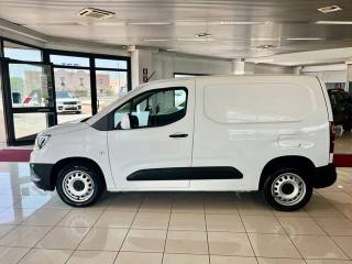 OPEL Combo usata, con Climatizzatore