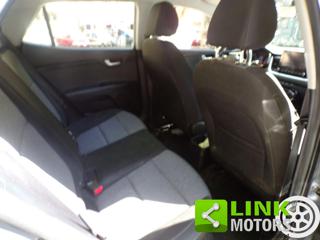 KIA Stonic usata, con Controllo automatico clima