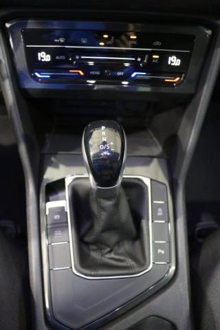 VOLKSWAGEN Tiguan usata, con Autoradio digitale