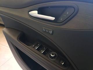 ALFA ROMEO Stelvio usata, con Touch screen