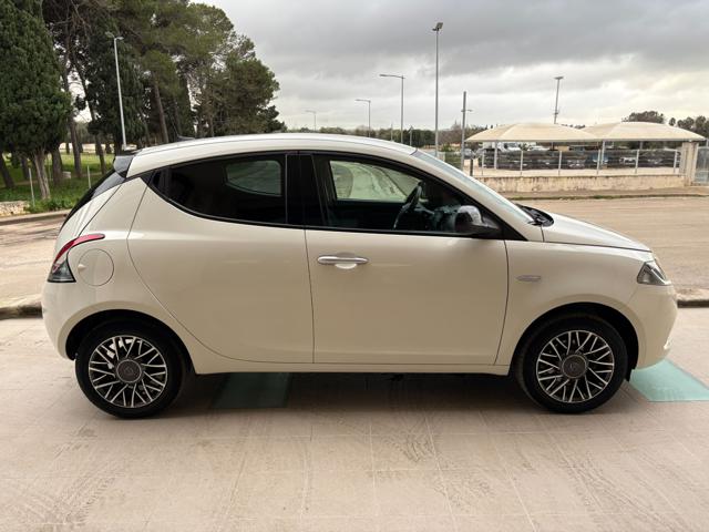 LANCIA Ypsilon usata, con Airbag Passeggero
