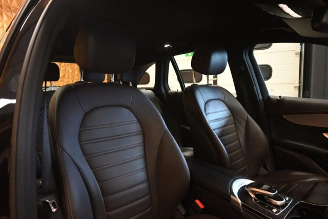 MERCEDES-BENZ GLC 220 usata 73
