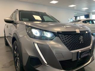 PEUGEOT 2008 usata, con Fari LED
