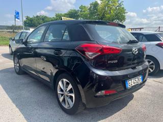 HYUNDAI i20 usata, con Airbag Passeggero