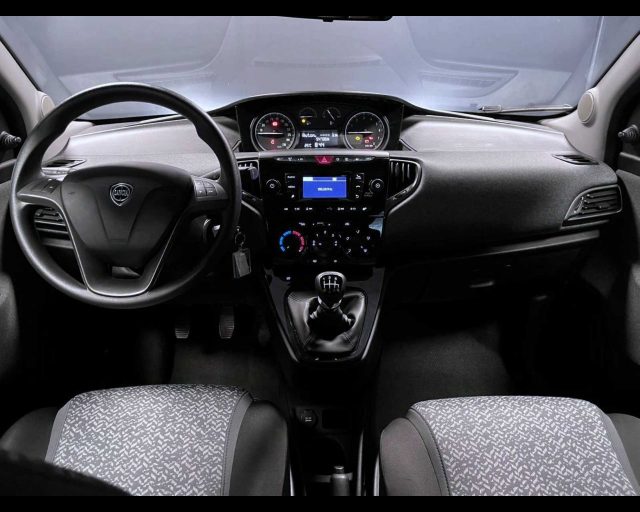 LANCIA Ypsilon usata, con Servosterzo