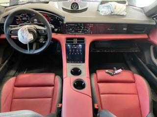 PORSCHE Taycan usata, con Interni in pelle