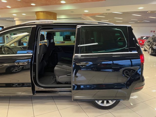 VOLKSWAGEN Sharan usata, con Interni in pelle
